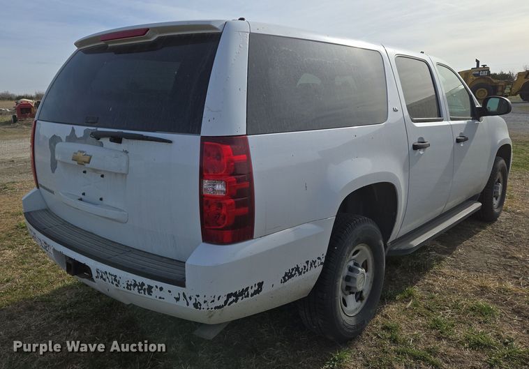 image for item EN8822 2007 Chevrolet Suburban 2500 SUV