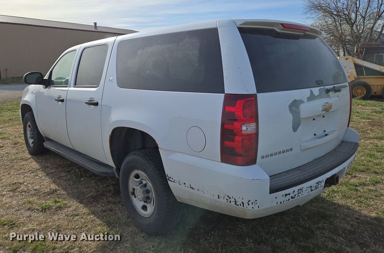 image for item EN8822 2007 Chevrolet Suburban 2500 SUV