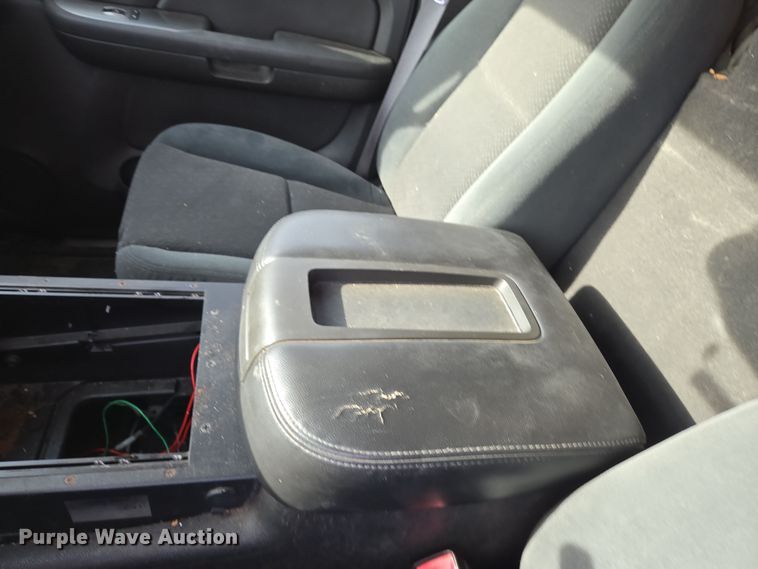 image for item EN8822 2007 Chevrolet Suburban 2500 SUV