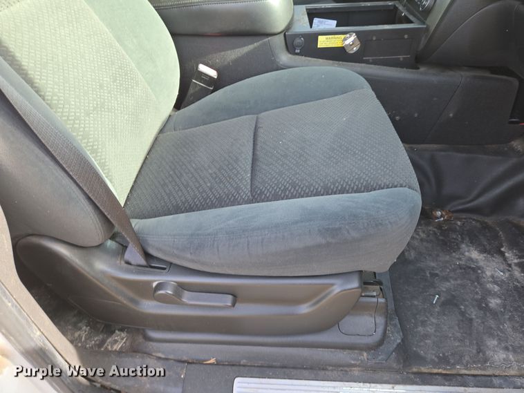 image for item EN8822 2007 Chevrolet Suburban 2500 SUV