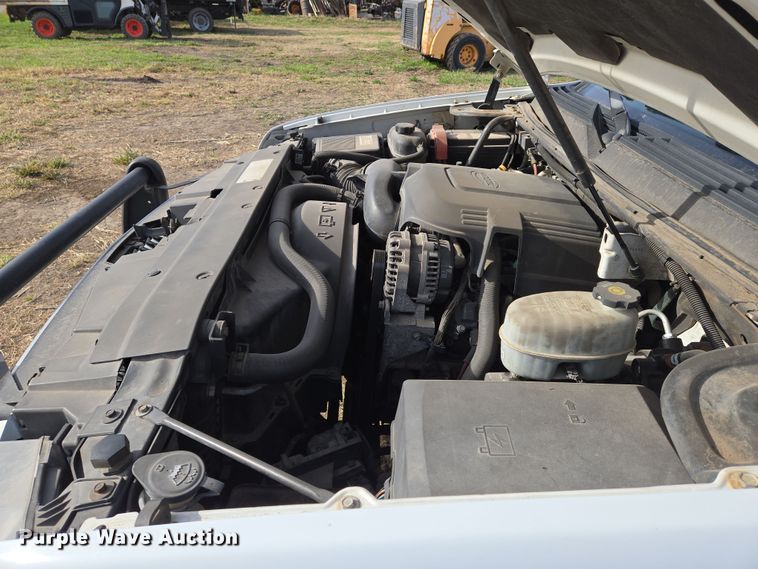 image for item EN8822 2007 Chevrolet Suburban 2500 SUV