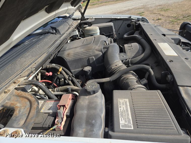 image for item EN8822 2007 Chevrolet Suburban 2500 SUV