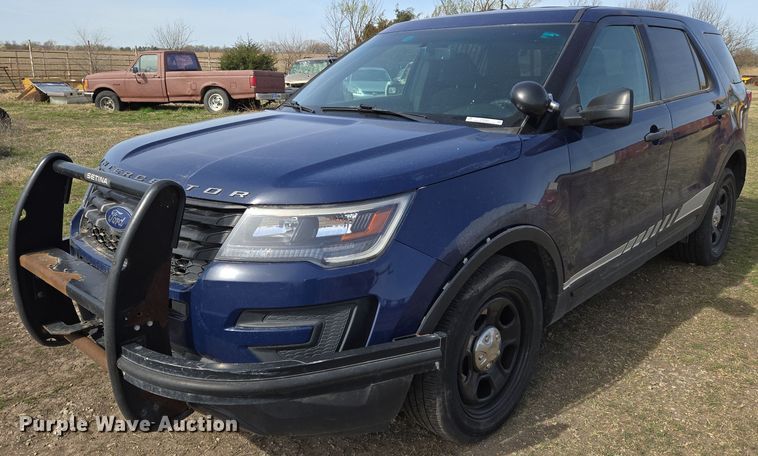 image for item EN8827 2017 Ford Explorer Police Interceptor SUV