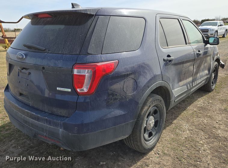 image for item EN8827 2017 Ford Explorer Police Interceptor SUV