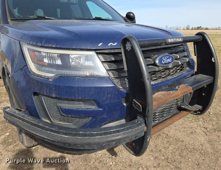 image for item EN8827 2017 Ford Explorer Police Interceptor SUV