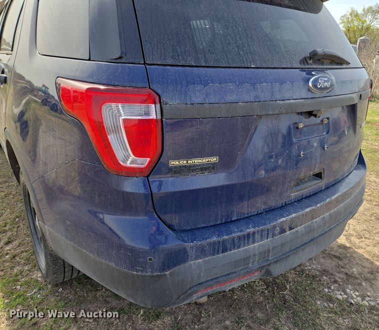 image for item EN8827 2017 Ford Explorer Police Interceptor SUV