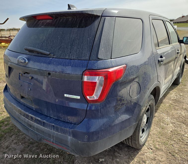 image for item EN8827 2017 Ford Explorer Police Interceptor SUV