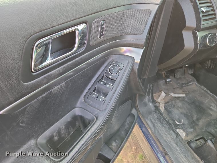 image for item EN8827 2017 Ford Explorer Police Interceptor SUV