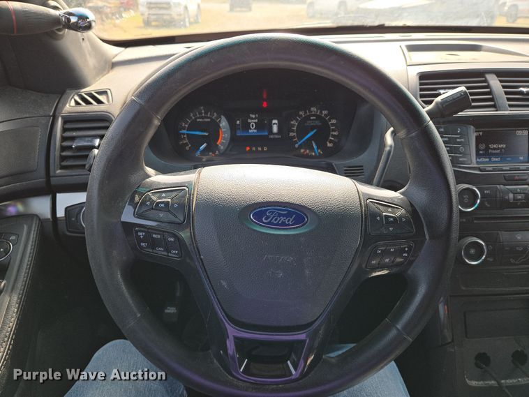 image for item EN8827 2017 Ford Explorer Police Interceptor SUV