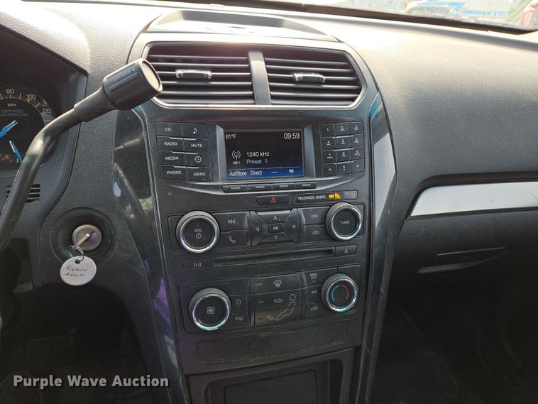 image for item EN8827 2017 Ford Explorer Police Interceptor SUV