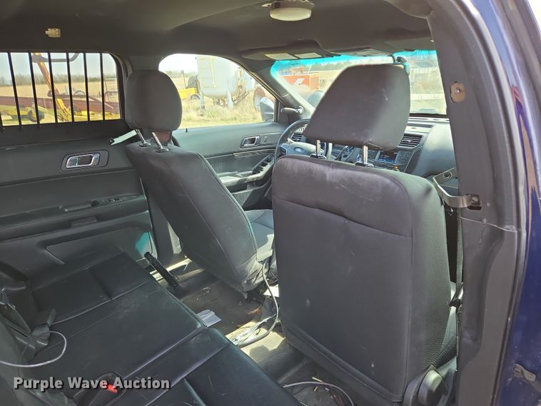 image for item EN8827 2017 Ford Explorer Police Interceptor SUV
