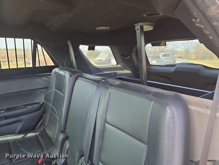 image for item EN8827 2017 Ford Explorer Police Interceptor SUV