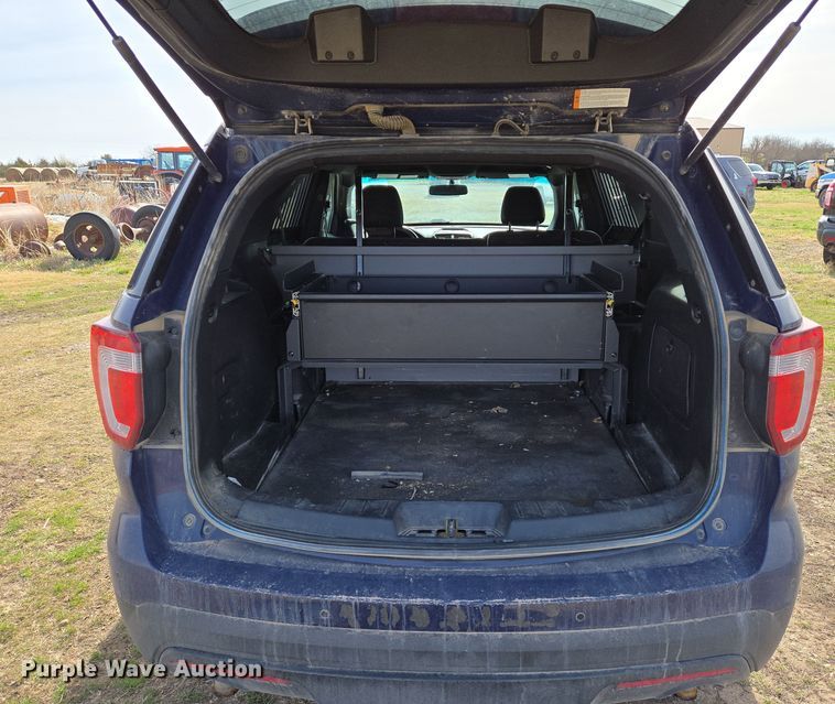 image for item EN8827 2017 Ford Explorer Police Interceptor SUV