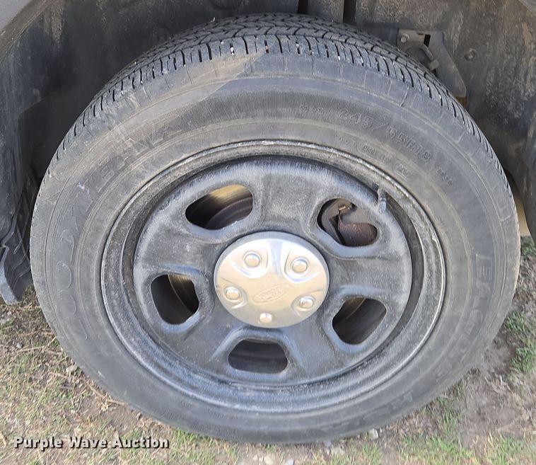 image for item EN8827 2017 Ford Explorer Police Interceptor SUV