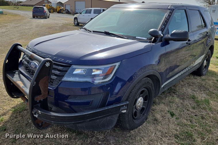 image for item EN8828 2017 Ford Explorer Police Interceptor SUV