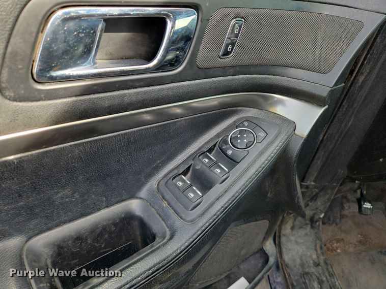 image for item EN8828 2017 Ford Explorer Police Interceptor SUV