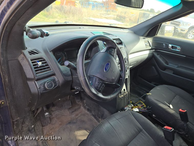 image for item EN8828 2017 Ford Explorer Police Interceptor SUV