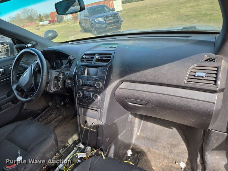 image for item EN8828 2017 Ford Explorer Police Interceptor SUV