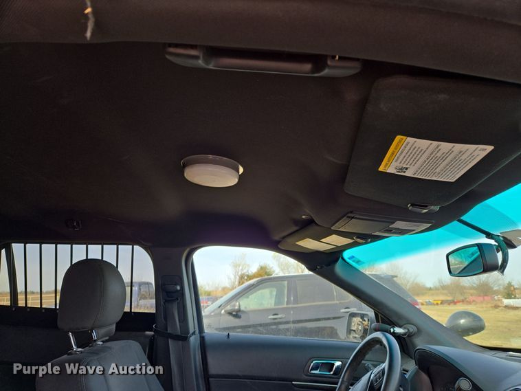 image for item EN8828 2017 Ford Explorer Police Interceptor SUV