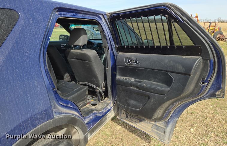 image for item EN8828 2017 Ford Explorer Police Interceptor SUV