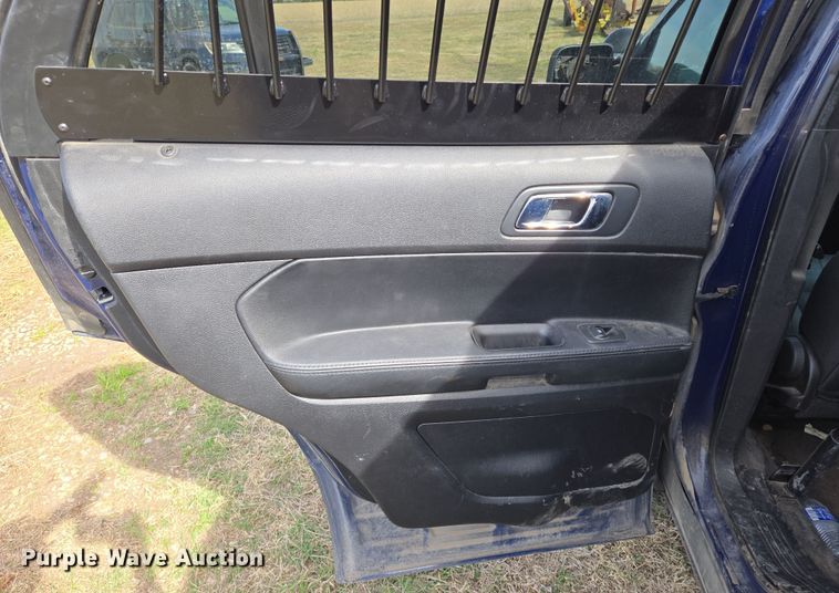 image for item EN8828 2017 Ford Explorer Police Interceptor SUV