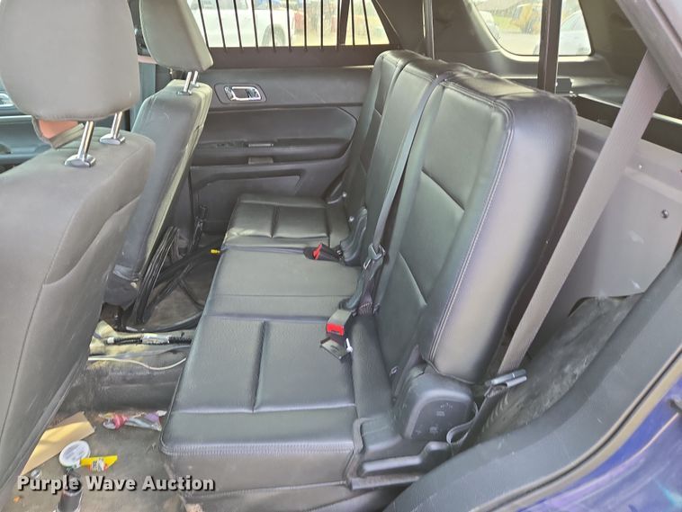 image for item EN8828 2017 Ford Explorer Police Interceptor SUV