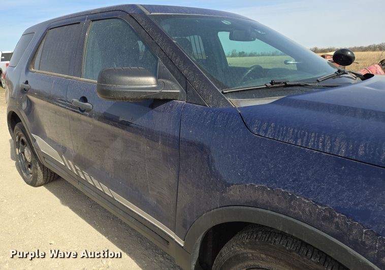 image for item EN8829 2017 Ford Explorer Police Interceptor SUV