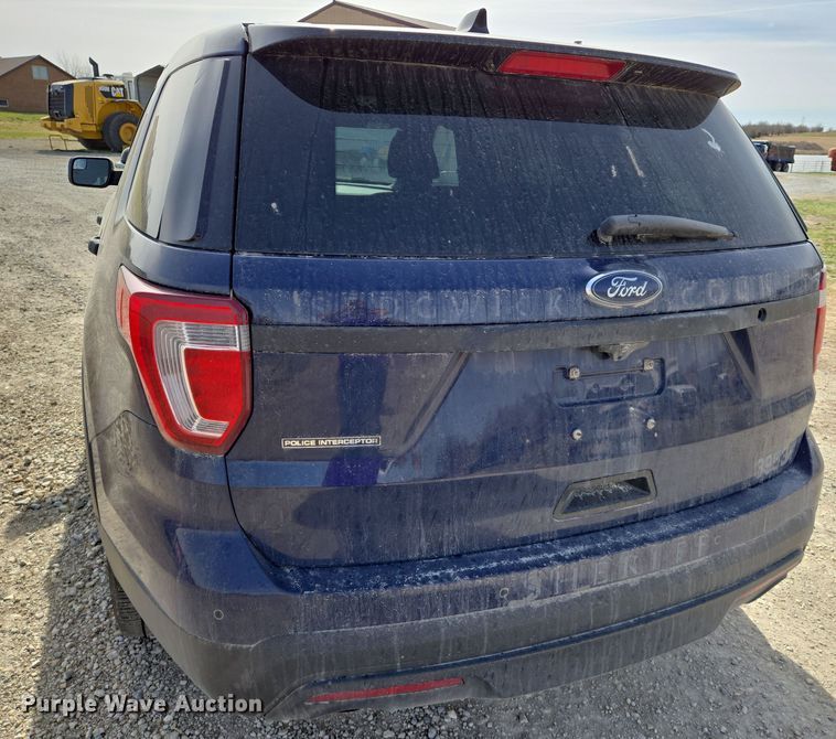 image for item EN8829 2017 Ford Explorer Police Interceptor SUV