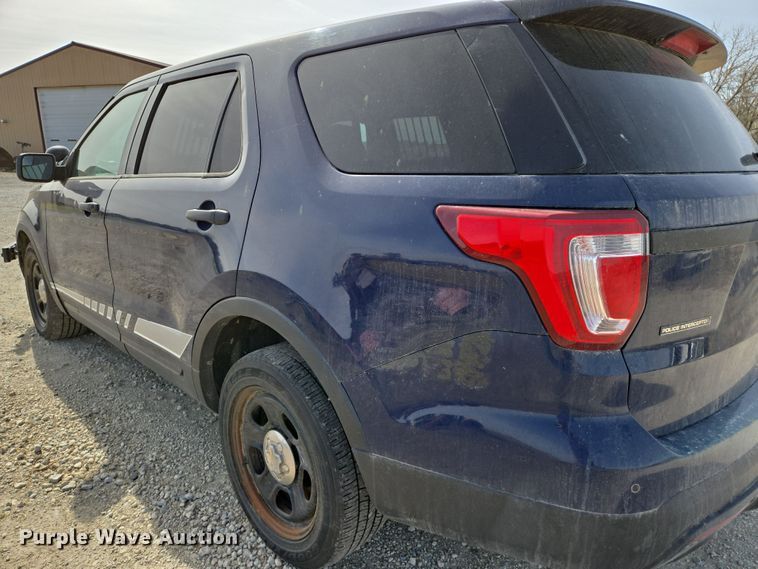 image for item EN8829 2017 Ford Explorer Police Interceptor SUV