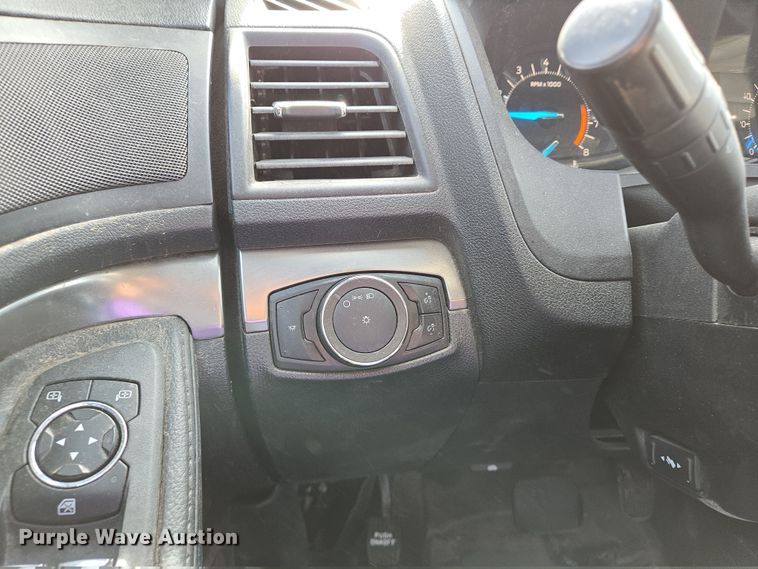 image for item EN8829 2017 Ford Explorer Police Interceptor SUV