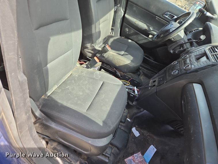 image for item EN8829 2017 Ford Explorer Police Interceptor SUV