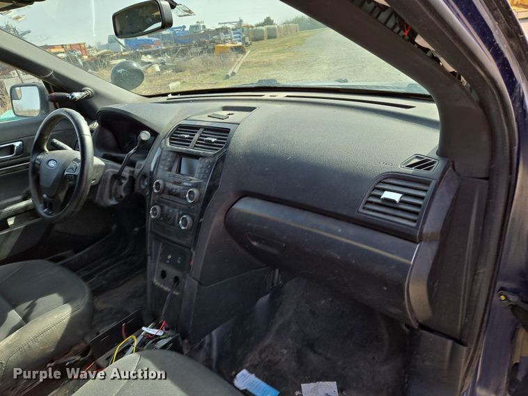 image for item EN8829 2017 Ford Explorer Police Interceptor SUV