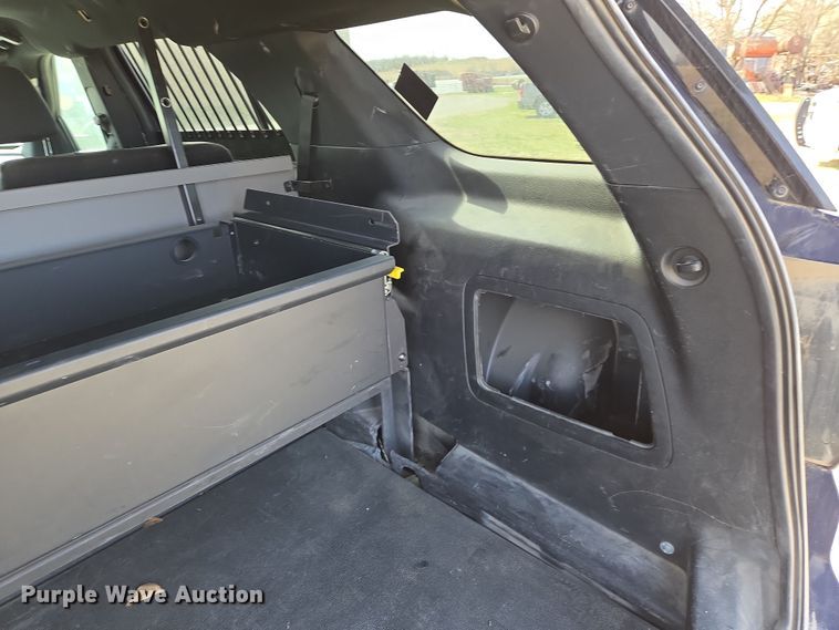 image for item EN8829 2017 Ford Explorer Police Interceptor SUV