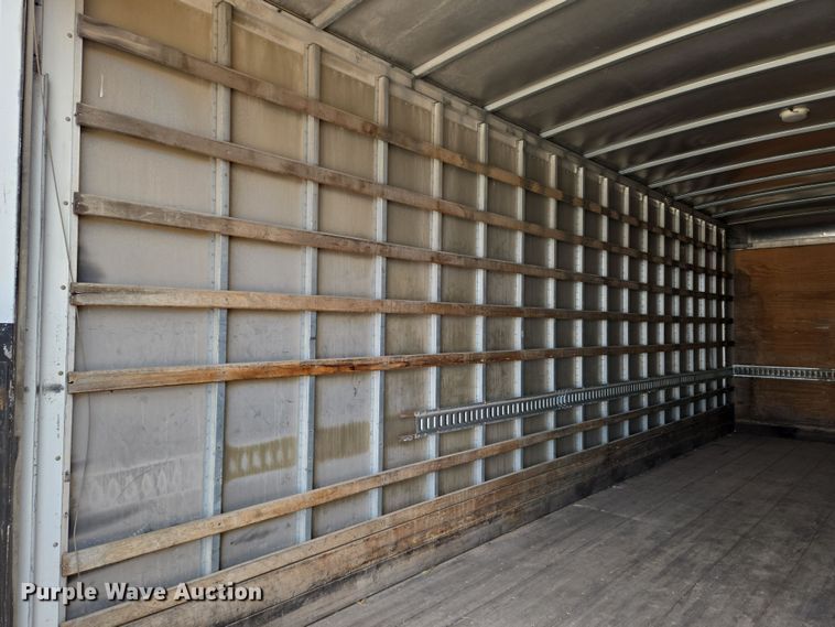 image for item EN8830 2007 Hino 268 box truck