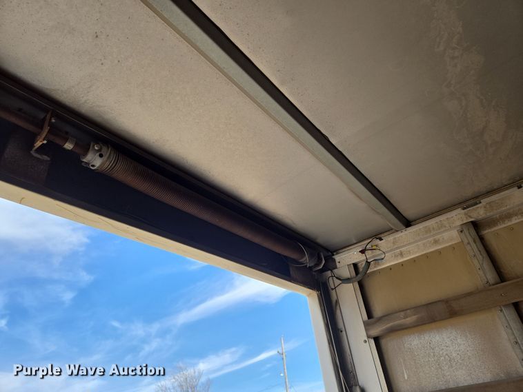 image for item EN8830 2007 Hino 268 box truck