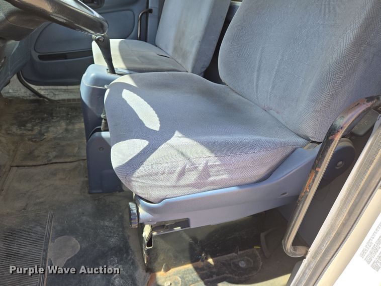 image for item EN8830 2007 Hino 268 box truck