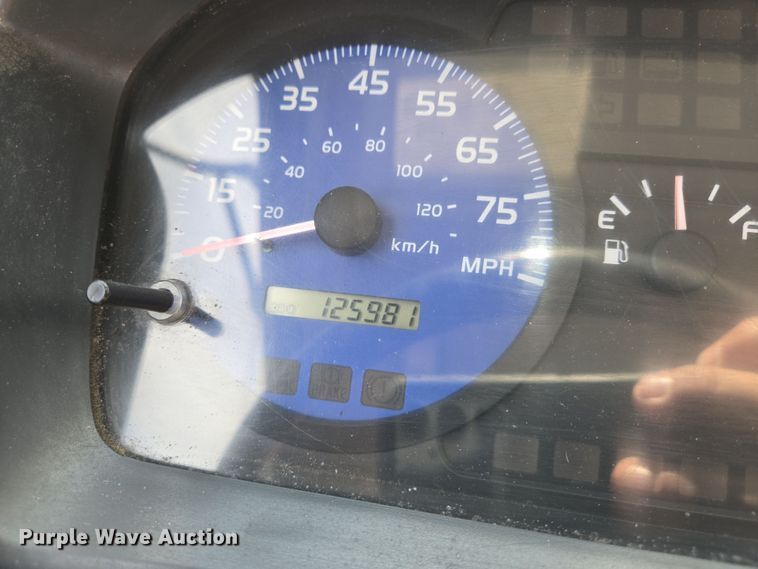 image for item EN8830 2007 Hino 268 box truck