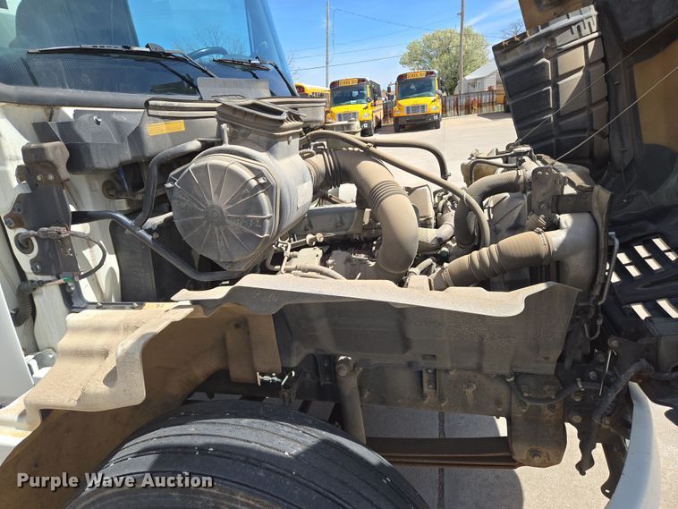 image for item EN8830 2007 Hino 268 box truck