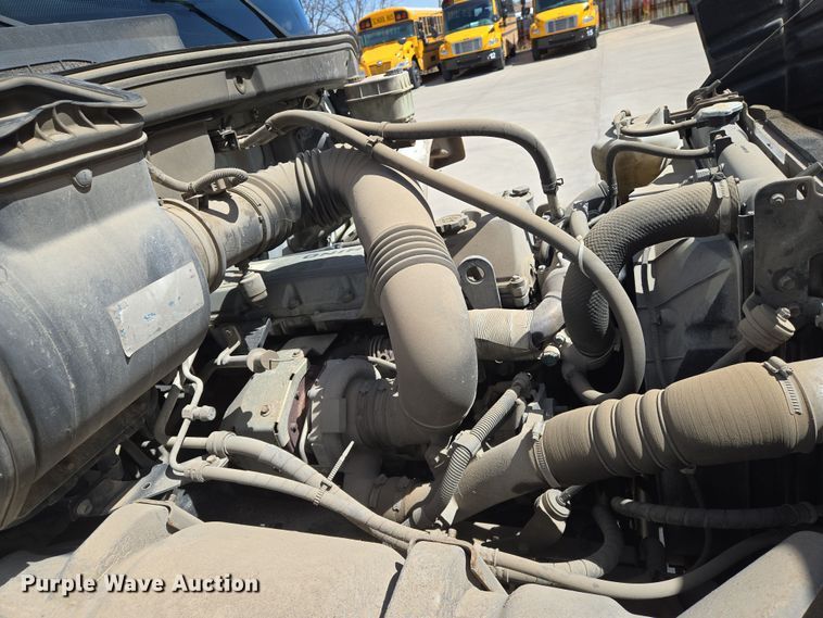 image for item EN8830 2007 Hino 268 box truck