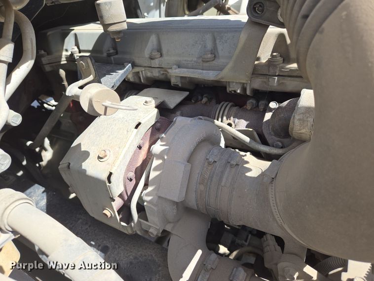 image for item EN8830 2007 Hino 268 box truck