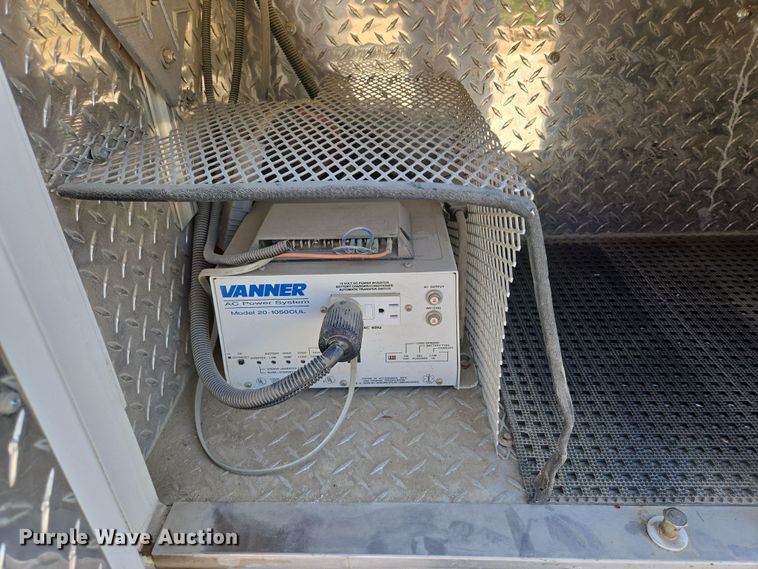 image for item EN8888 2006 Ford E450 Super Duty ambulance