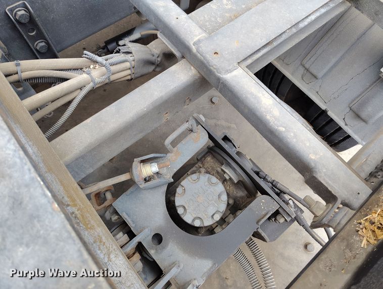 image for item EO9978 2016 Freightliner Business Class M2 street sweeper truck