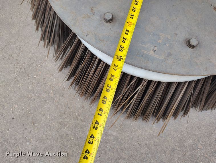 image for item EO9978 2016 Freightliner Business Class M2 street sweeper truck