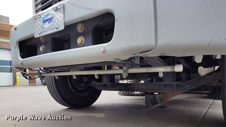 image for item EO9978 2016 Freightliner Business Class M2 street sweeper truck