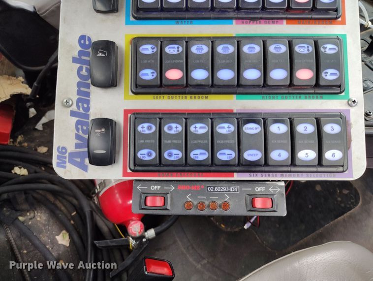 image for item EO9978 2016 Freightliner Business Class M2 street sweeper truck