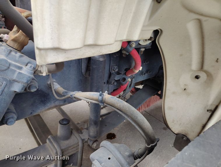 image for item EO9978 2016 Freightliner Business Class M2 street sweeper truck