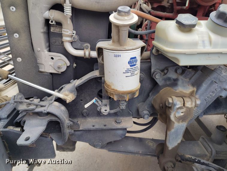 image for item EO9978 2016 Freightliner Business Class M2 street sweeper truck