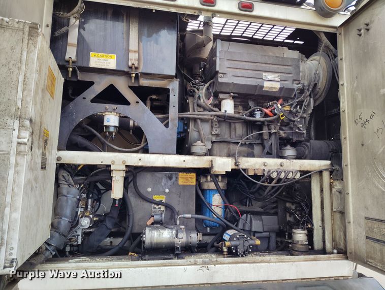 image for item EO9978 2016 Freightliner Business Class M2 street sweeper truck