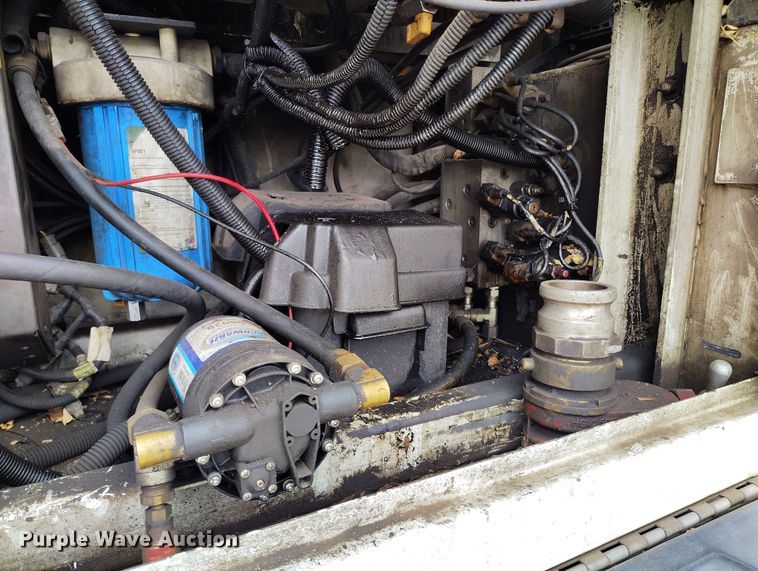 image for item EO9978 2016 Freightliner Business Class M2 street sweeper truck