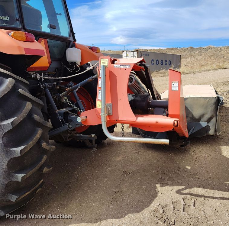 image for item EO9985 2017 Kubota DM2028 disc mower